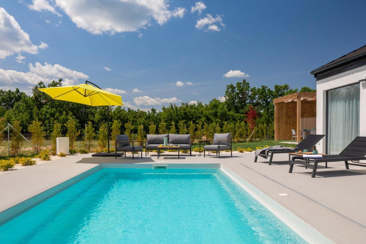 Bandelli Villas Oklaj المظهر الخارجي الصورة