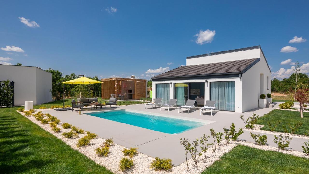 Bandelli Villas Oklaj المظهر الخارجي الصورة