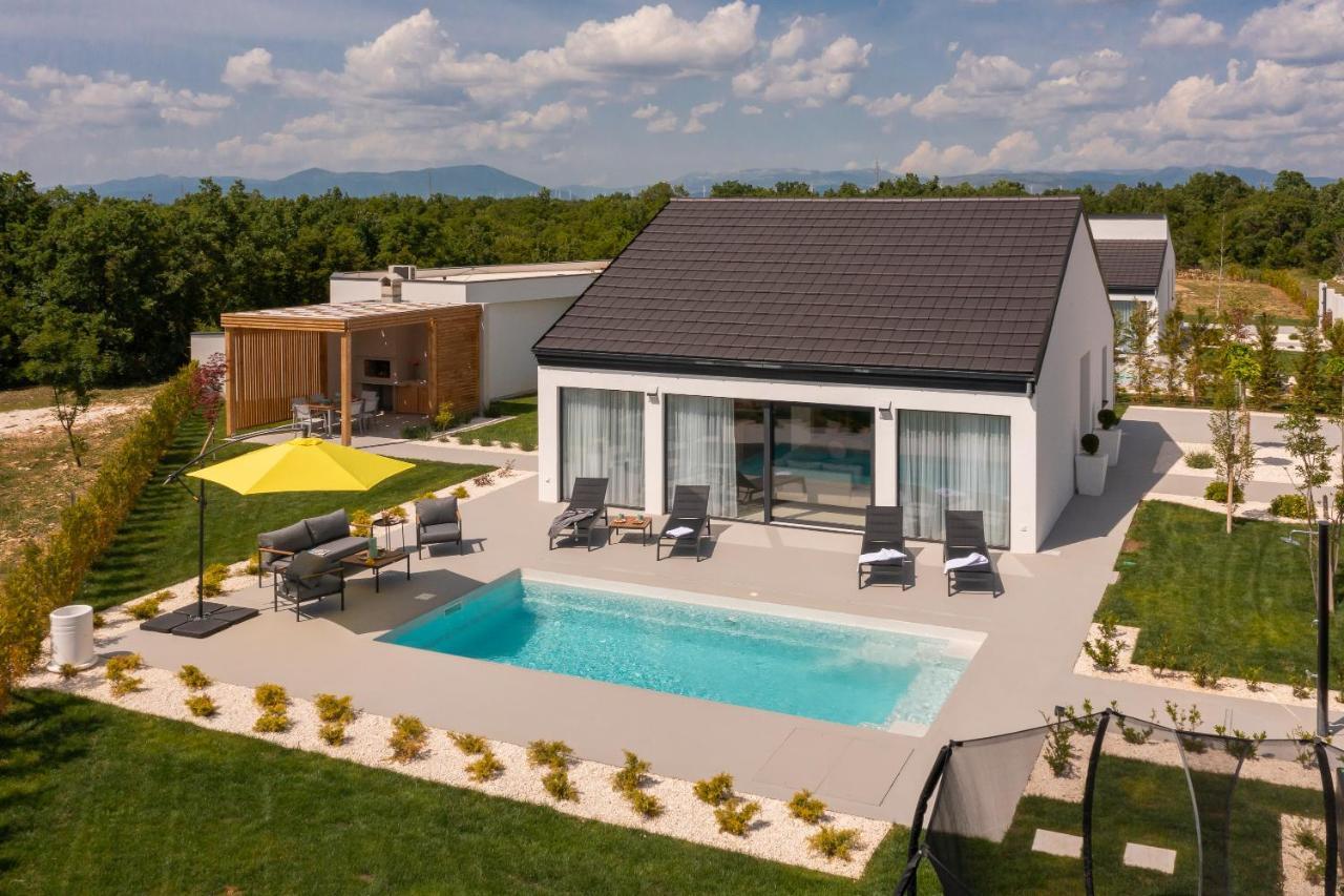 Bandelli Villas Oklaj المظهر الخارجي الصورة