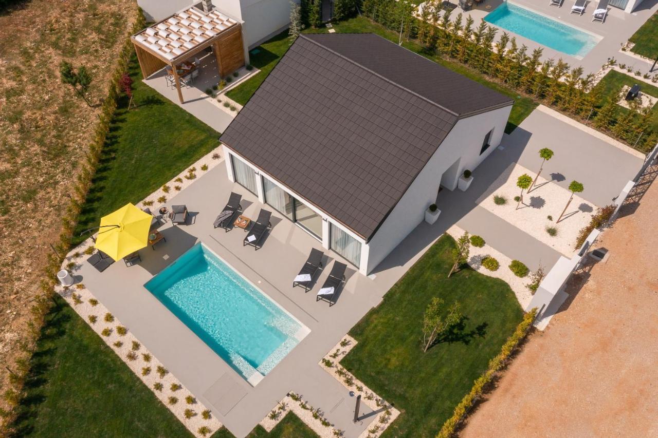 Bandelli Villas Oklaj المظهر الخارجي الصورة