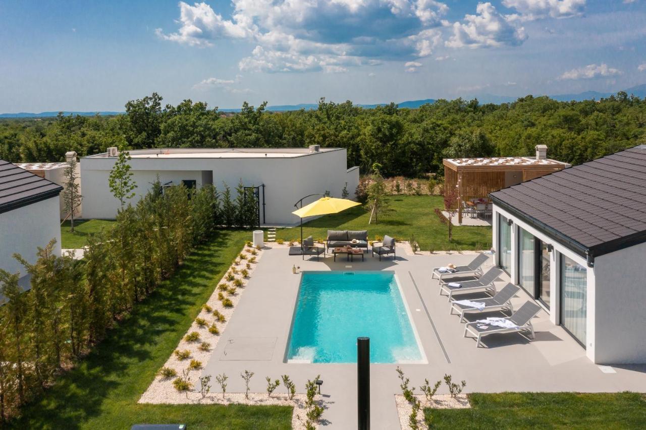 Bandelli Villas Oklaj المظهر الخارجي الصورة