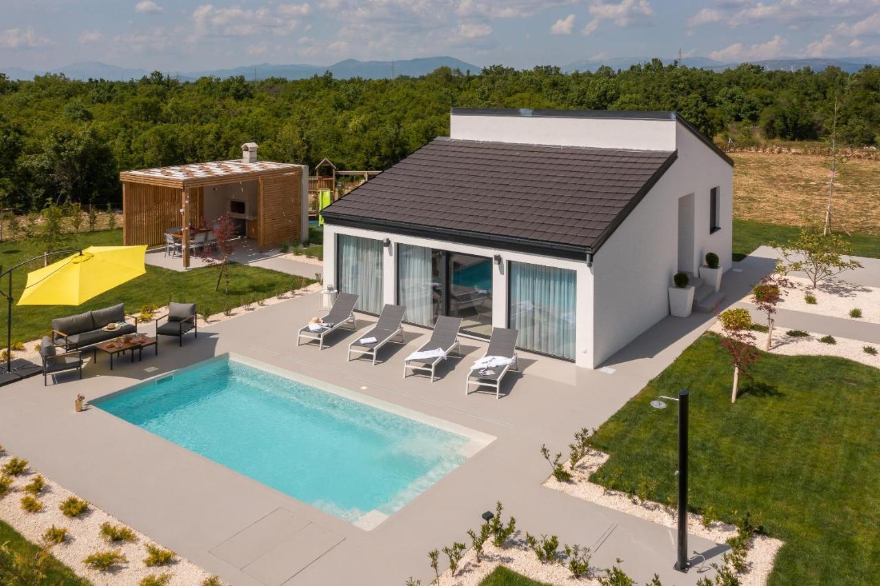 Bandelli Villas Oklaj المظهر الخارجي الصورة